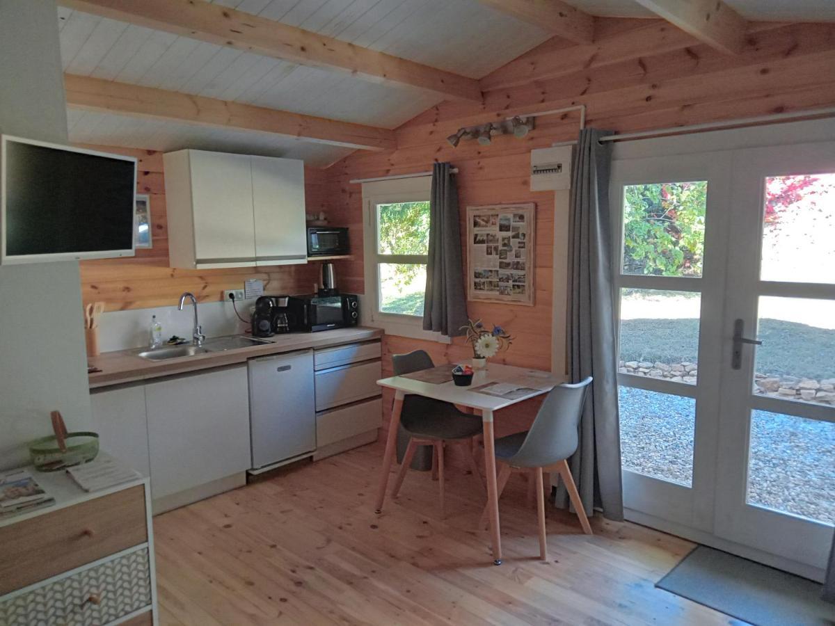 Chalet "Le Petit Olivier" Gites Appart 'Hotel L'Echappee Belle D'Aubenas Logement 2 Sur 3 Екстериор снимка